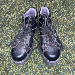 Dr. Martens Morris Boot